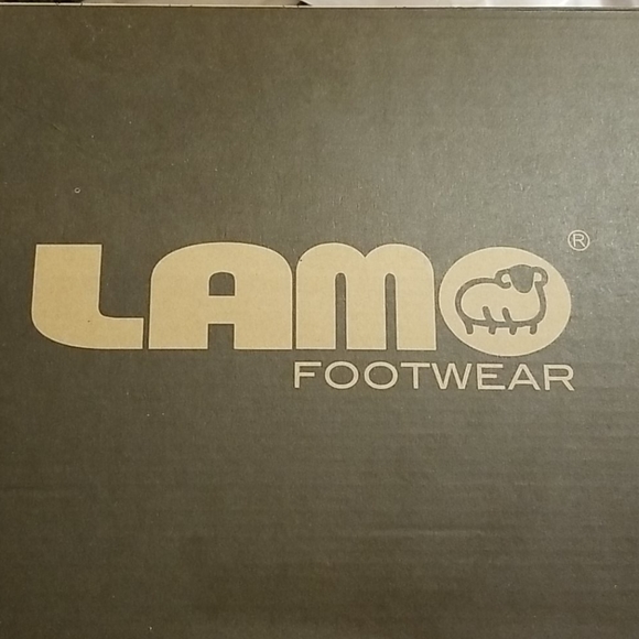 LAMO In Box Lamb Boots - Picture 10 of 11